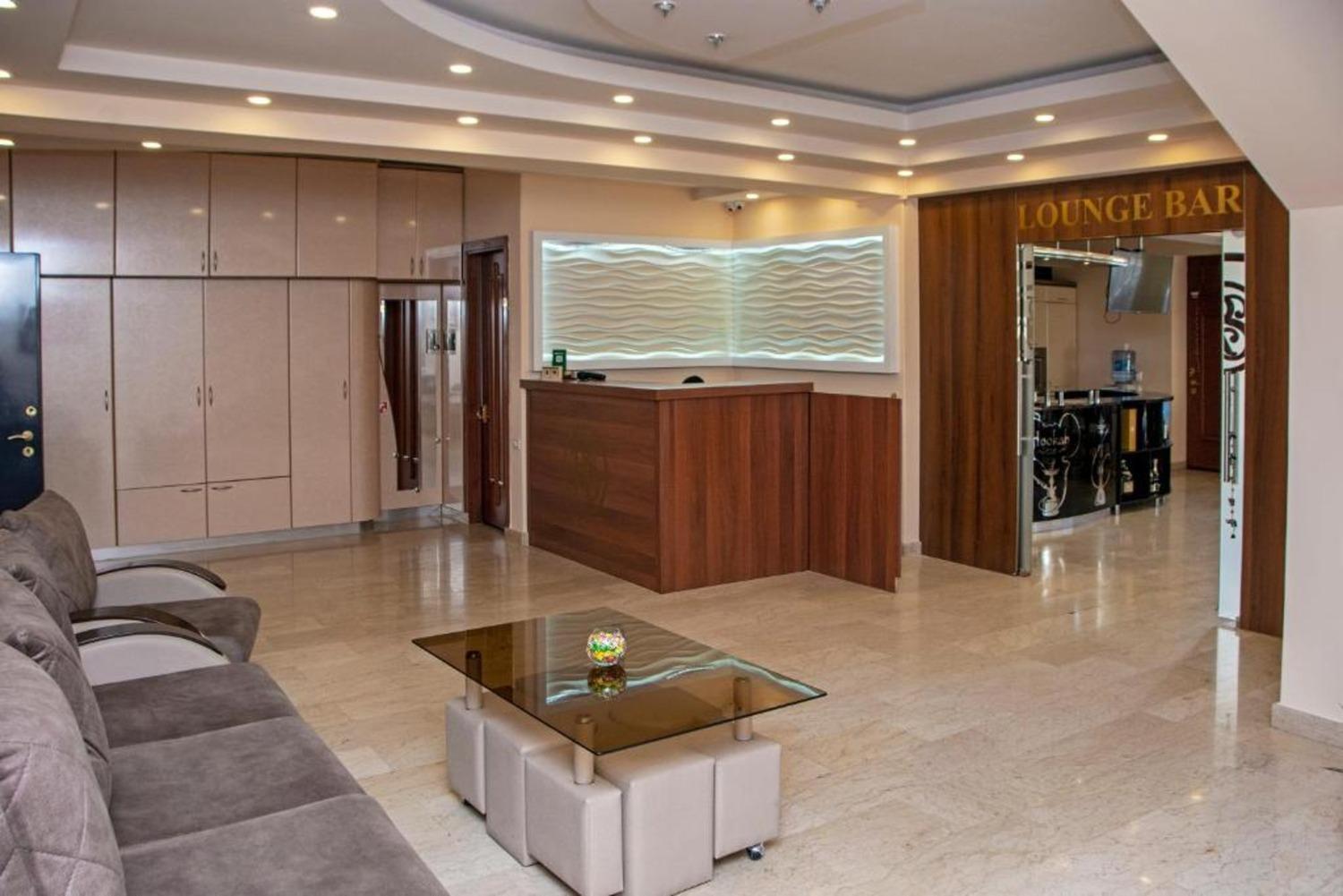 Hotel Season Jerevan Buitenkant foto