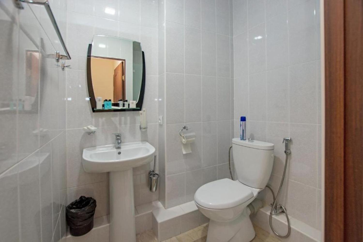 Hotel Season Jerevan Buitenkant foto